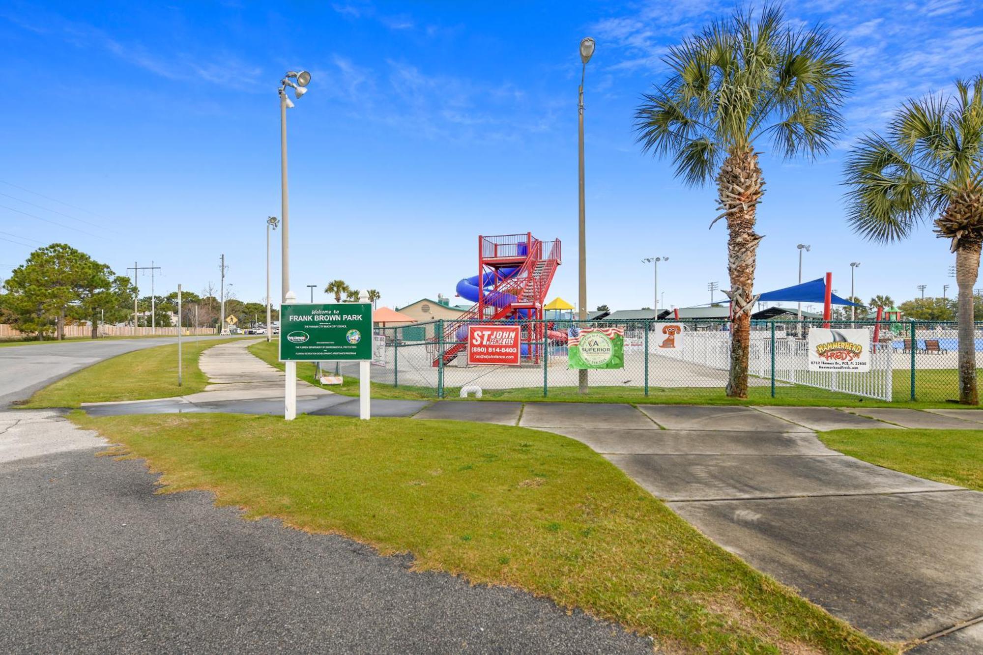 Emerald Beach #636 By Book That Condo Panama City Beach Exterior photo
